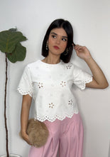 Eyelet Scallop Top (Gracia White)
