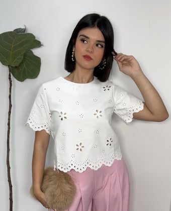 Eyelet Scallop Top (Gracia White)