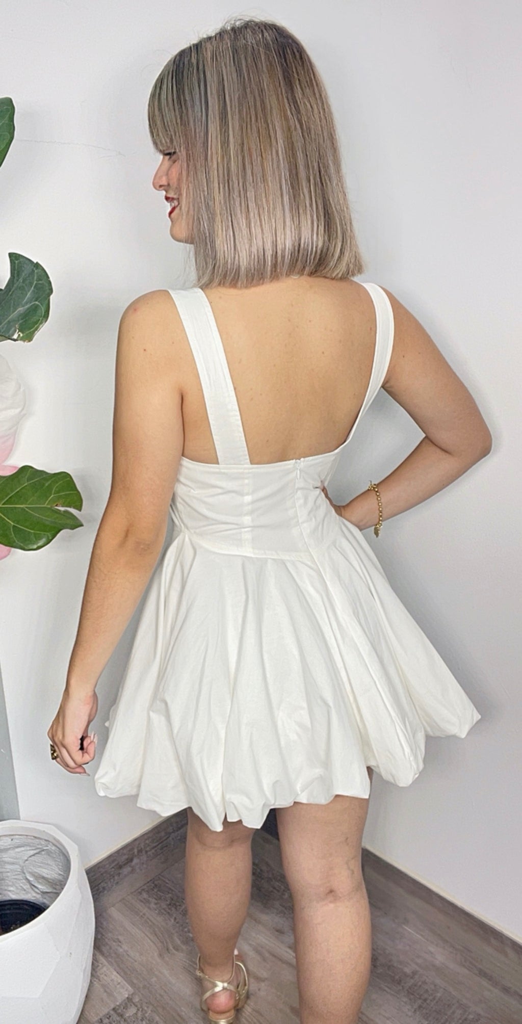 White Chic Balloon Dress