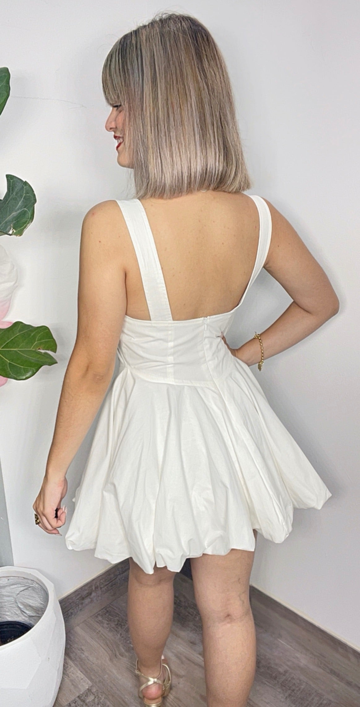 White Chic Balloon Dress