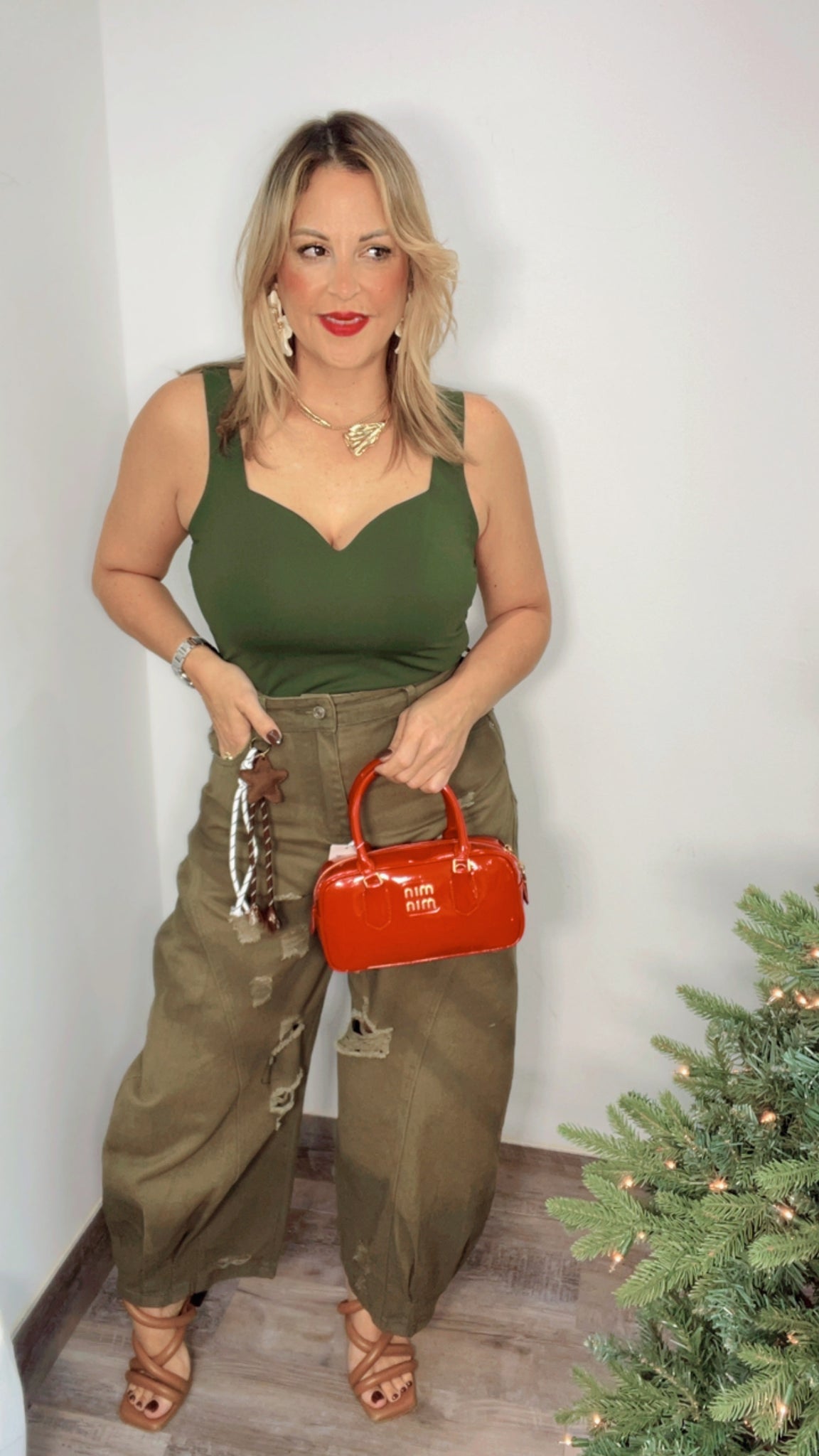Olive Heart Basic Top
