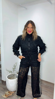 Noir Lace Statement Set￼