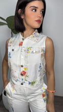"Floral Denim Vest" (Gracia White)
