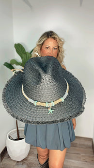 🐚 Coastal Starfish Hat