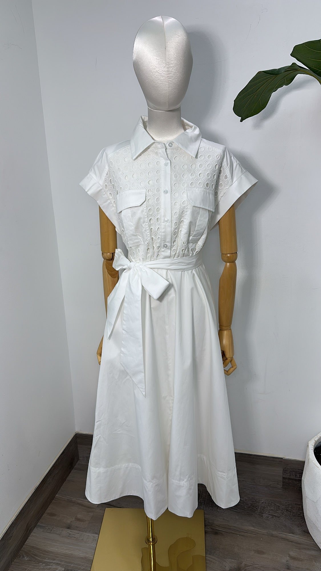 Gracia White Midi Dress
