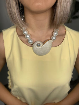 Pearl Shail Necklace