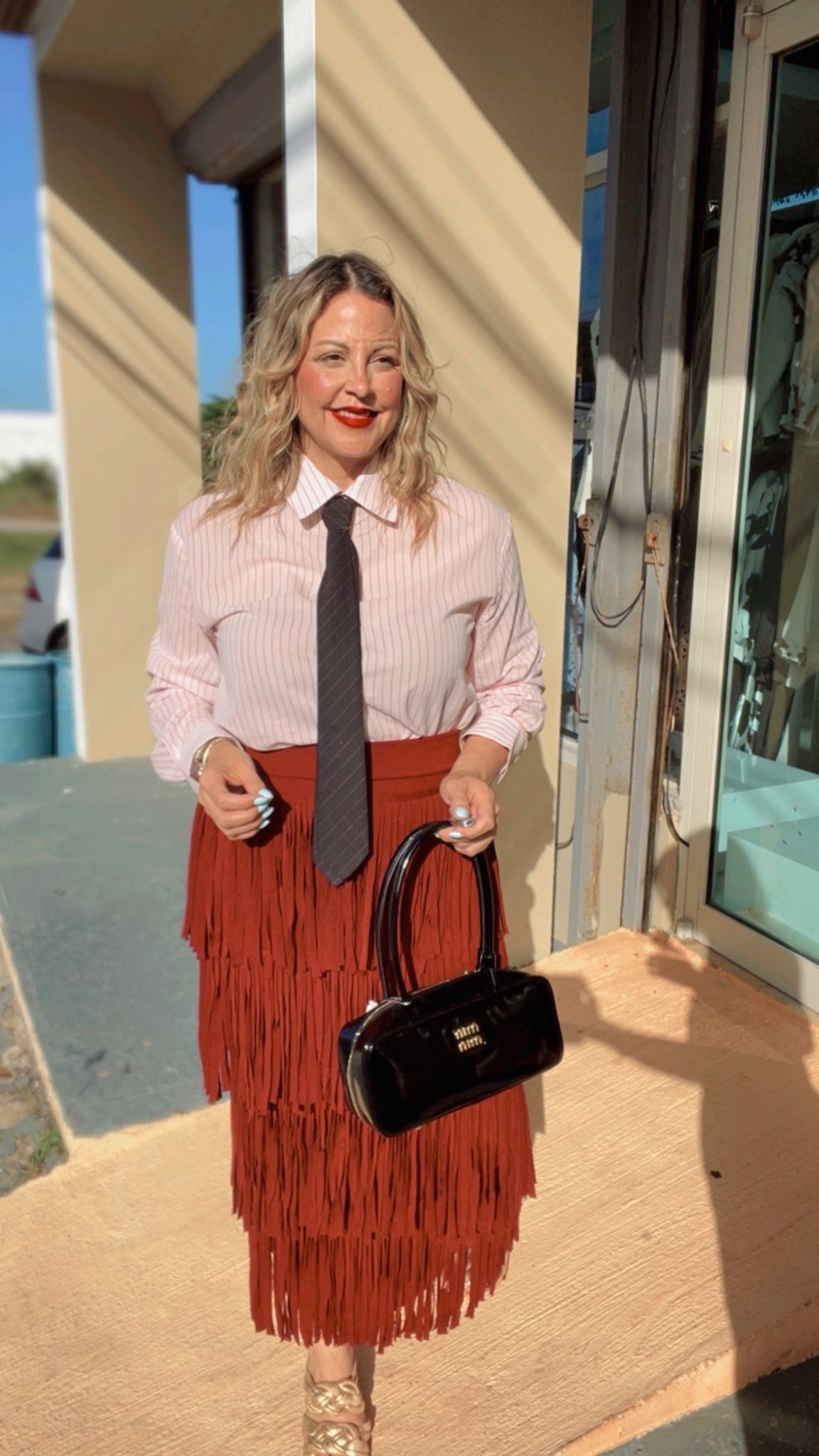 Ballerina Rose Power Shirt With Tie