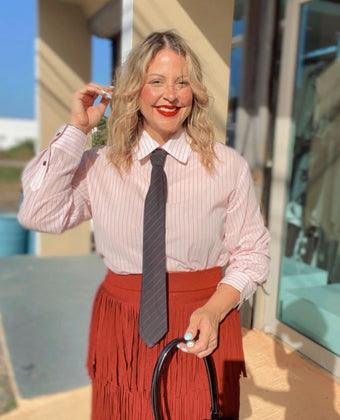 Ballerina Rose Power Shirt With Tie