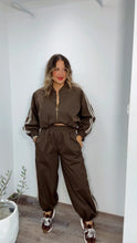 Chocolate Italian Chic Set